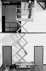 Image of ProductInUse. Side1 orientation. Scissor Lifts.