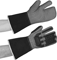 Image of ProductInUse. Front orientation. Gloves. Heavy Duty Cold-Protection Mitts.
